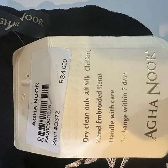 Agha Noor black and gold embroidered Top with Gold and Red Embroidery size S - Picture 9 of 10